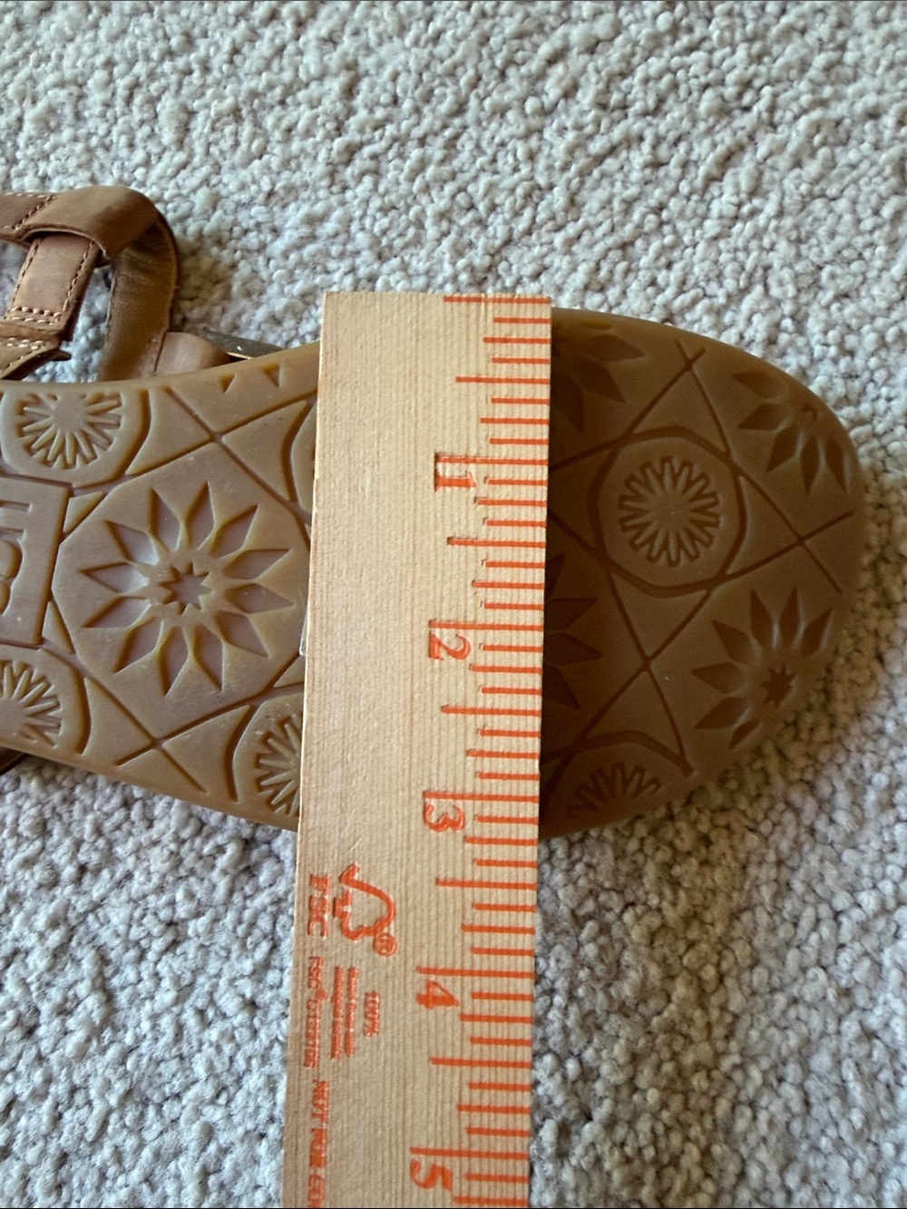 UGG Aleigh Tan Cork Footbed Thong Strap Sandals Size 6.5 - Picture 7 of 8